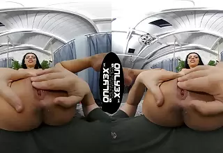 VR edict with one effulgent porn doll